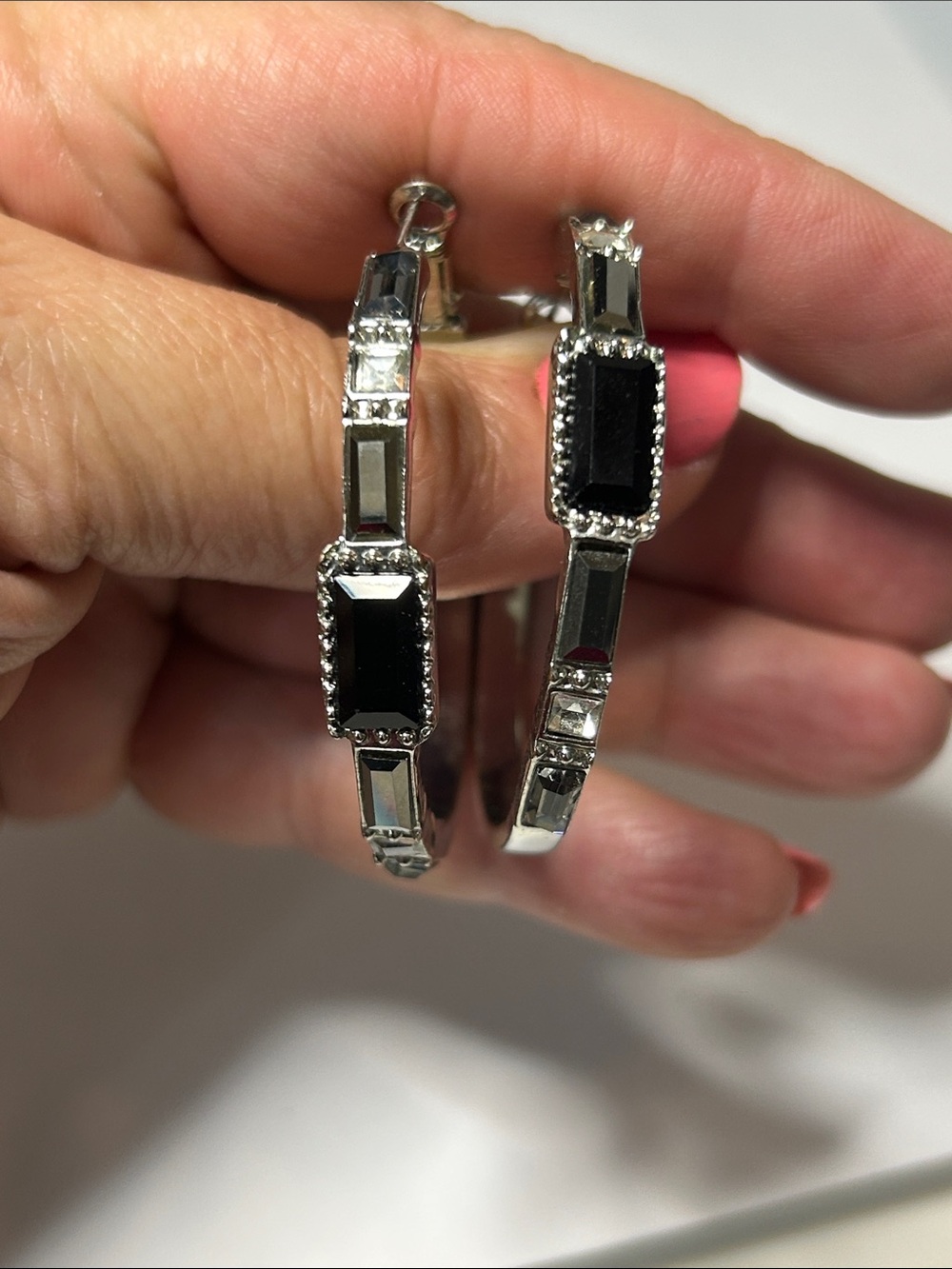 Classic Silver-Tone Hoop Earrings with Black Gem Accents Vintage